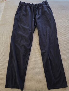 Apana Women's medium polyester & spandex black pants